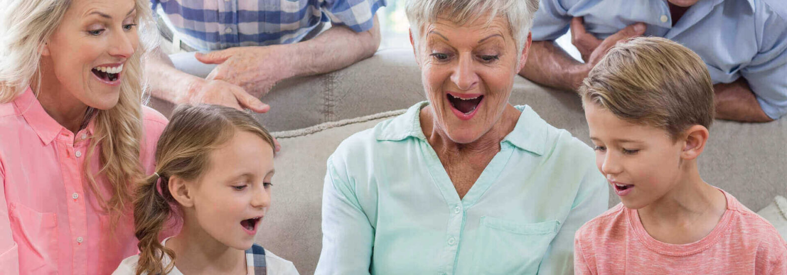 Ką dovanoti močiutei gimtadienio proga? 20 idėjų močiutei gimtadienio proga